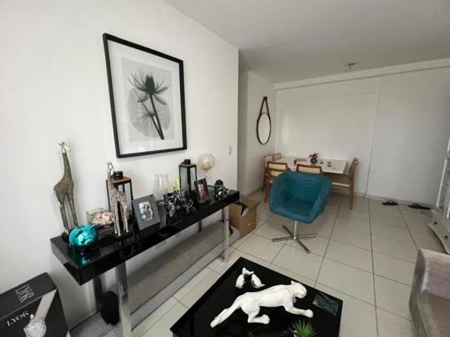 Apartamento venda em Região Geográfica Imediata do Distrito Federal, Região Integrada de Desenvolvimento do Distrito Federal e Entorno