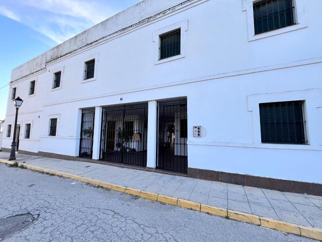 Piso en venta en Sanlúcar La Mayor, Andalucía