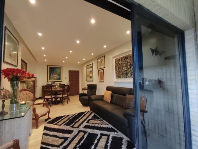 Apartamento en venta en Miguel Peña, Valencia