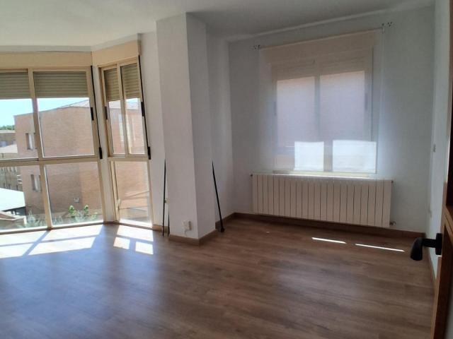 Apartamento en venta en Distrito 2, Albacete