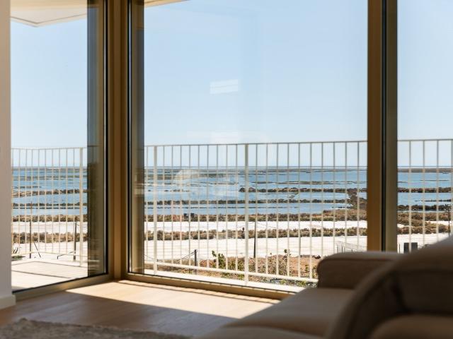 Apartamento venda em Mar e Guerra, Faro
