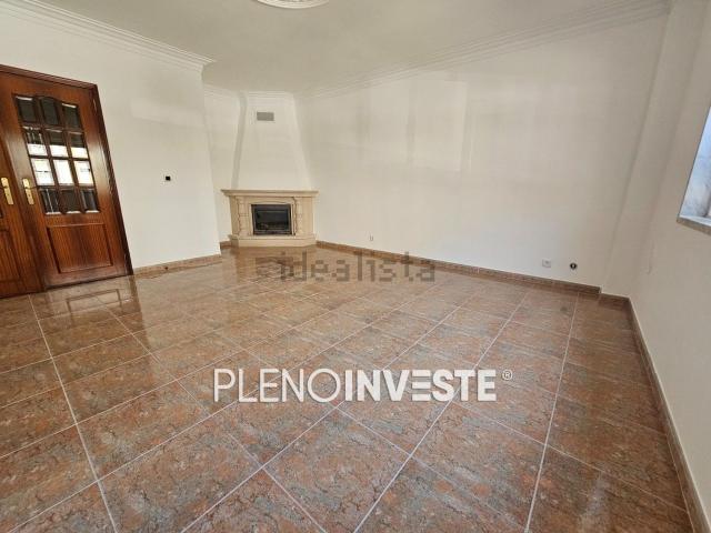 Apartamento venda em Corroios