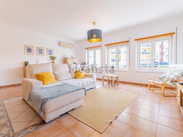 Apartamento venda em Zona Industrial de Corroios, Seixal