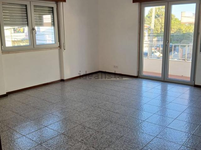 Apartamento alugar em Seixal, Corroios