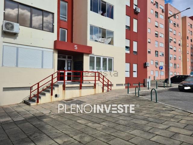 Apartamento venda em Corroios, Miratejo