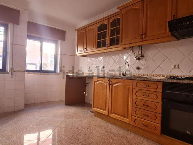 Apartamento alugar em Quinta do Conde, Seixal