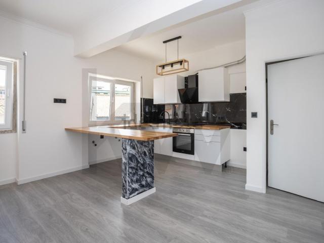 Apartamento venda em Quinta de São Nicolau, Seixal