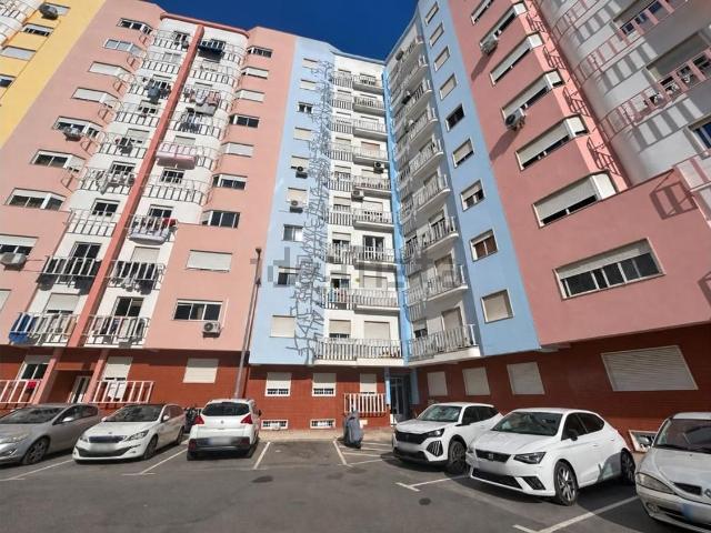 Apartamento alugar em Zona Residencial de Santa Marta do Pinhal e de Corroios, e de Quinta da Marialva, Seixal