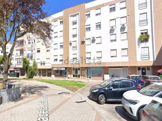 Apartamento venda em Zona Residencial de Santa Marta do Pinhal e de Corroios, e de Quinta da Marialva, Seixal