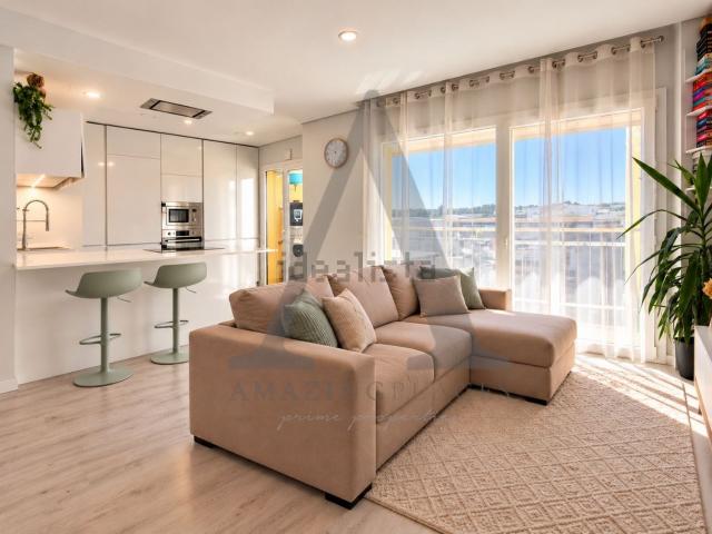 Apartamento venda em Zona Residencial de Santa Marta do Pinhal e de Corroios, e de Quinta da Marialva, Seixal