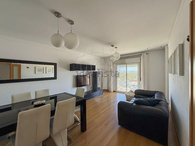 Apartamento venda em Parque Industrial de Santa Marta do Pinhal, Seixal