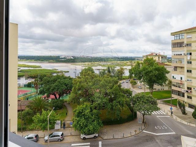 Apartamento venda em Quinta do Brasileiro, Seixal