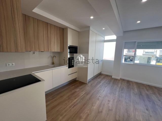 Apartamento venda em Santo António da Caparica, Almada