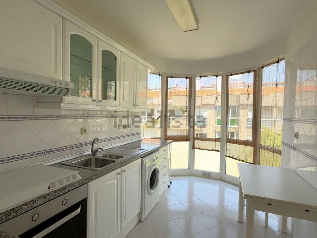 Apartamento alugar em Almada, Setúbal