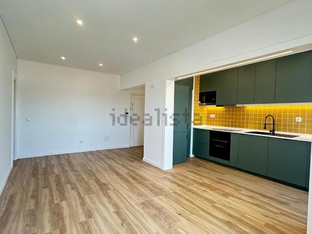 Apartamento venda em Santo António da Caparica, Almada