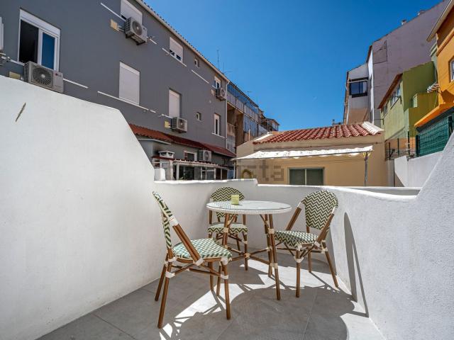 Apartamento venda em Almada, Setúbal