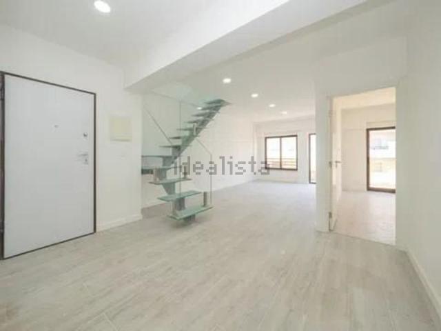 Duplex venda em Almada, Setúbal
