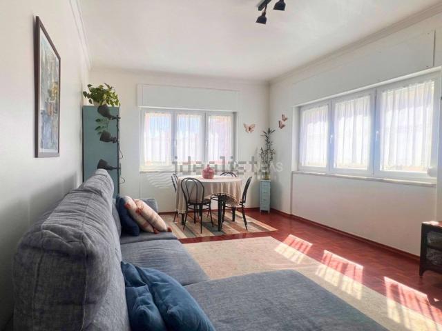 Apartamento venda em Almada, Setúbal