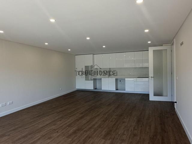 Apartamento alugar em Santo António da Caparica, Almada