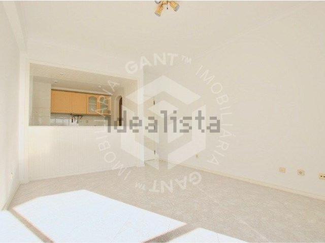 Apartamento alugar em Santo António da Caparica, Almada