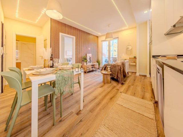 Apartamento venda em Almada, Setúbal