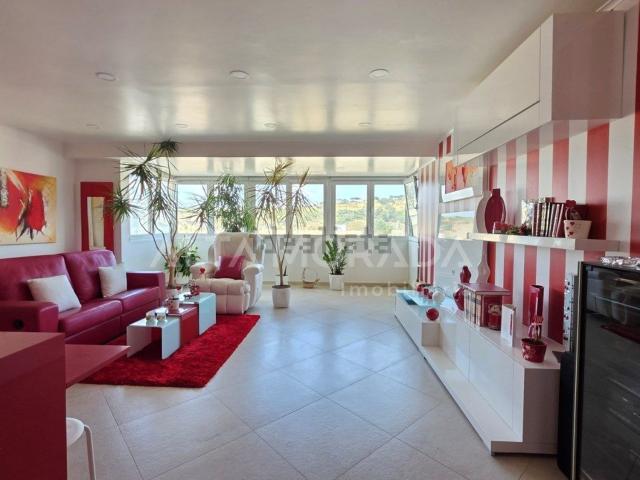 Apartamento venda em Almada, Setúbal