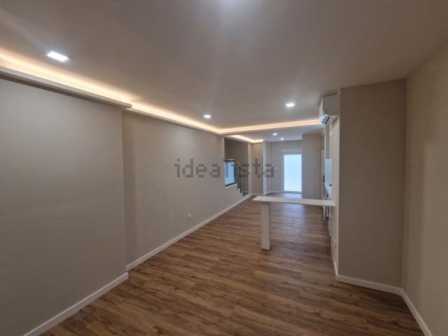 Apartamento alugar em Almada, Setúbal