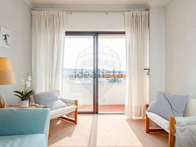 Apartamento alugar em Almada, Setúbal