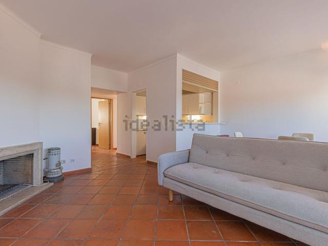 Apartamento alugar em Santo António da Caparica, Almada