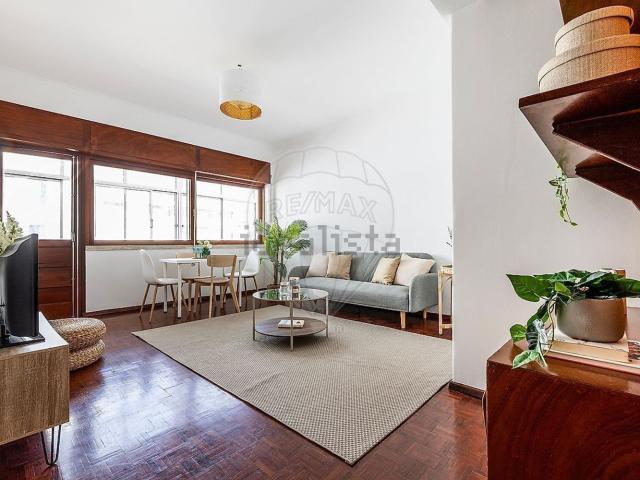Apartamento venda em Almada, Setúbal