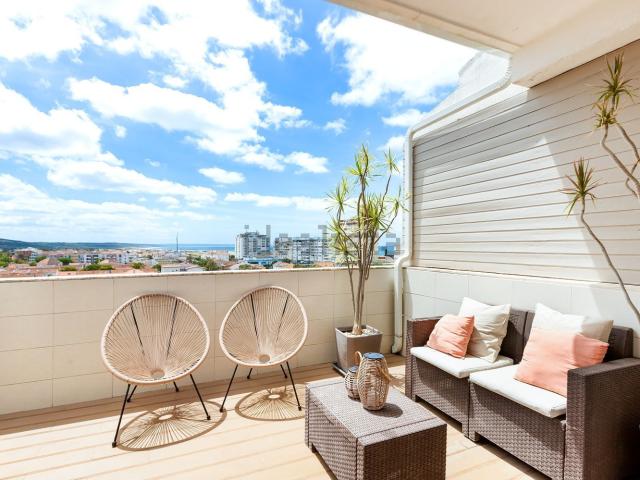 Apartamento venda em Almada, Setúbal