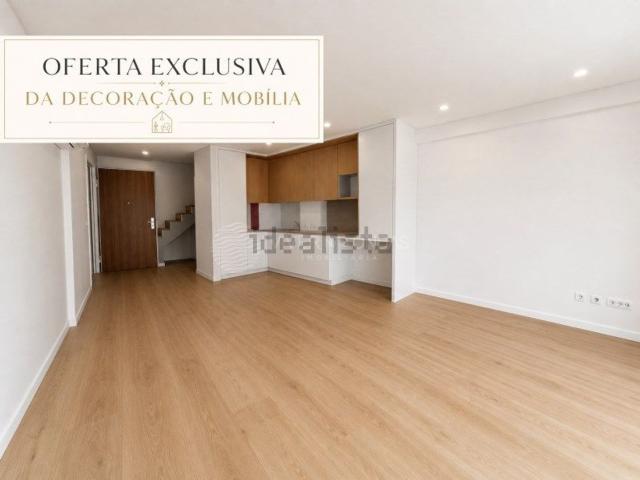Apartamento venda em Almada, Setúbal