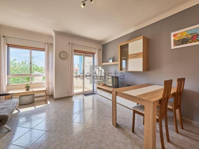 Apartamento venda em Almada, Setúbal