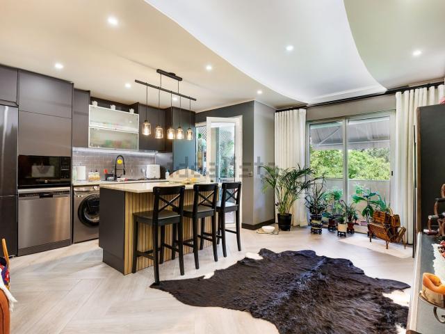 Apartamento venda em Almada, Setúbal