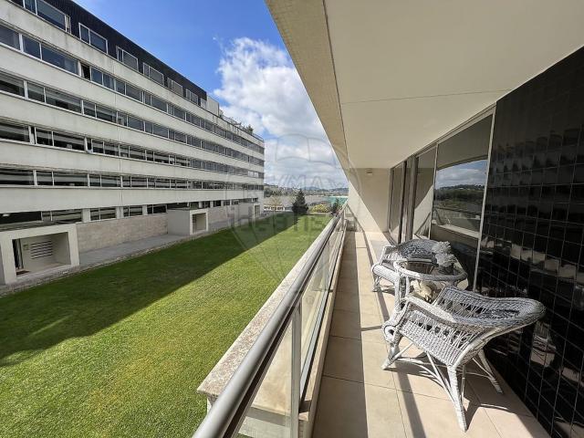 Apartamento alugar em Creixomil, Salgueiral