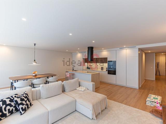 Apartamento venda em Lousada, Porto