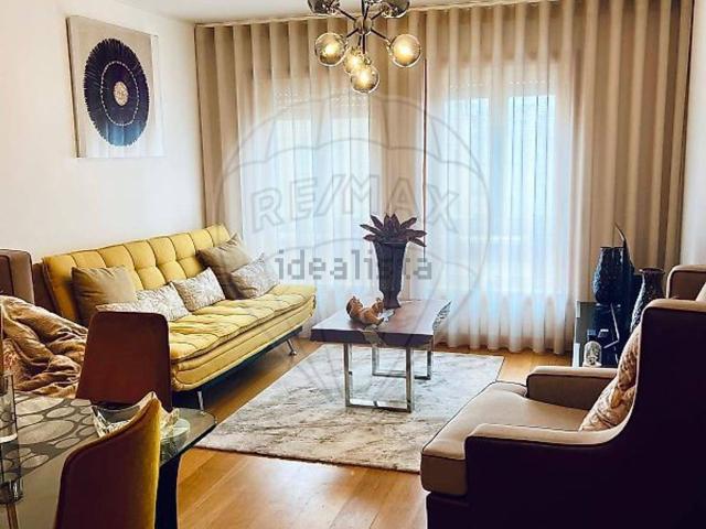 Apartamento venda em Avilhó, Porto