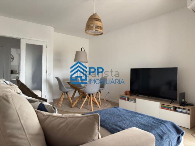 Apartamento venda em Gondivai, Porto