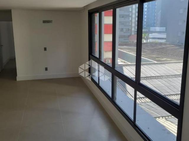 Apartamento venda em Torres