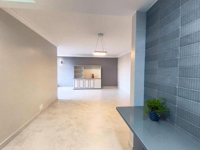 Apartamento venda em SQS 207, Plano Piloto