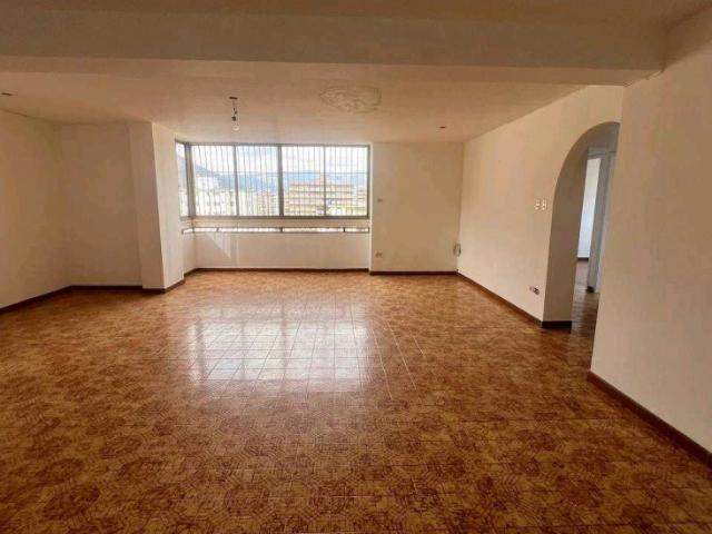 Apartamento en venta en Montalbán, Distrito Capital