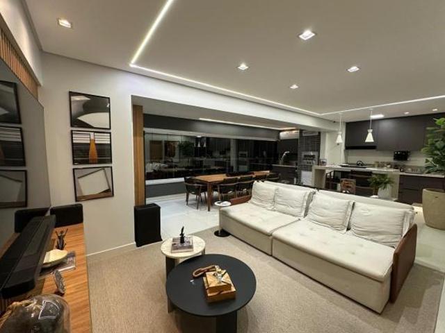 Apartamento venda em Região Geográfica Imediata de Goiânia, Goiânia