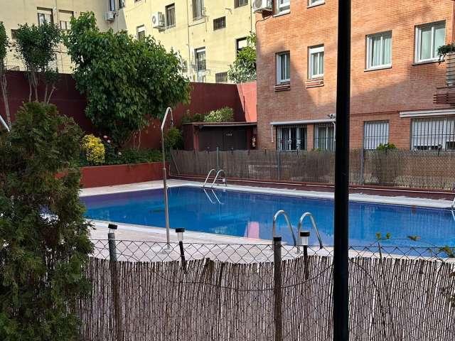 Apartamento en alquiler en Embajadores, Madrid