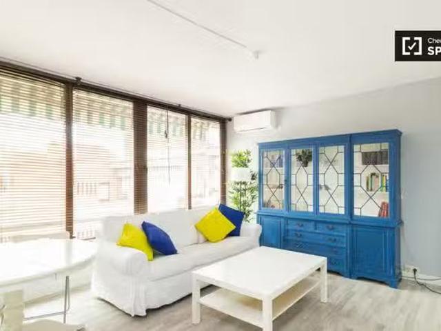 Apartamento en alquiler en Colina, Madrid