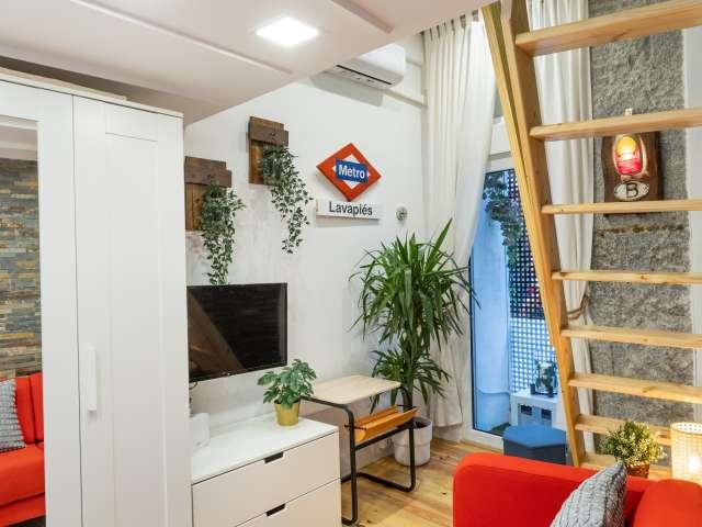 Apartamento en alquiler en Embajadores, Madrid