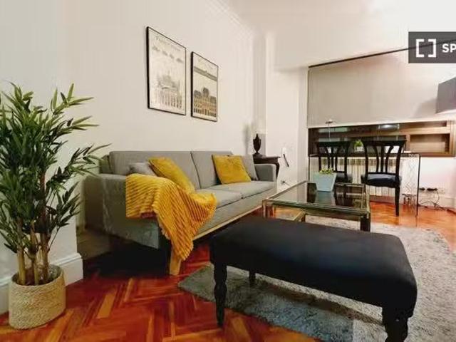 Apartamento en alquiler en Ciudad Lineal, Madrid