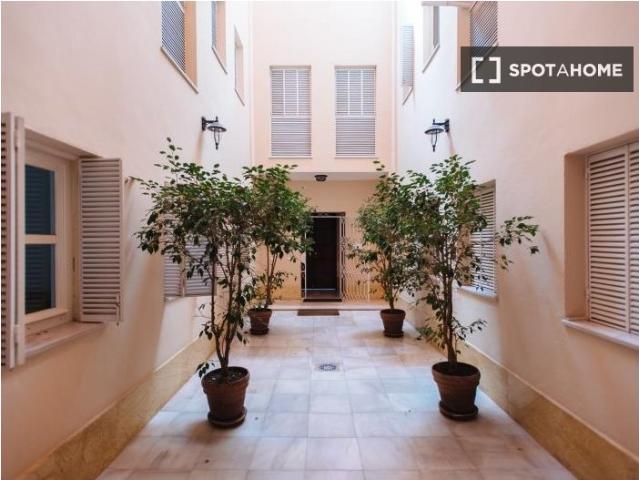 Piso en alquiler en Casco Antiguo, Sevilla