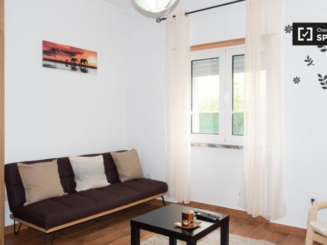 Apartamento alugar em Santa Clara, Lisboa