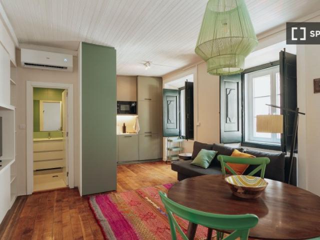 Apartamento alugar em Mercês, Lisboa