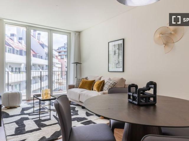 Apartamento alugar em Santo António, Lisboa
